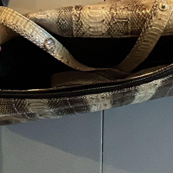 Biella snake skin clutch. With change bag. - Picture 3 of 5